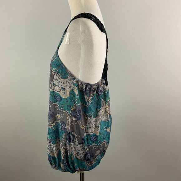 BUTTON Muilt-Colour Tank‎ Top with Crochet Detail - Picture 4 of 8